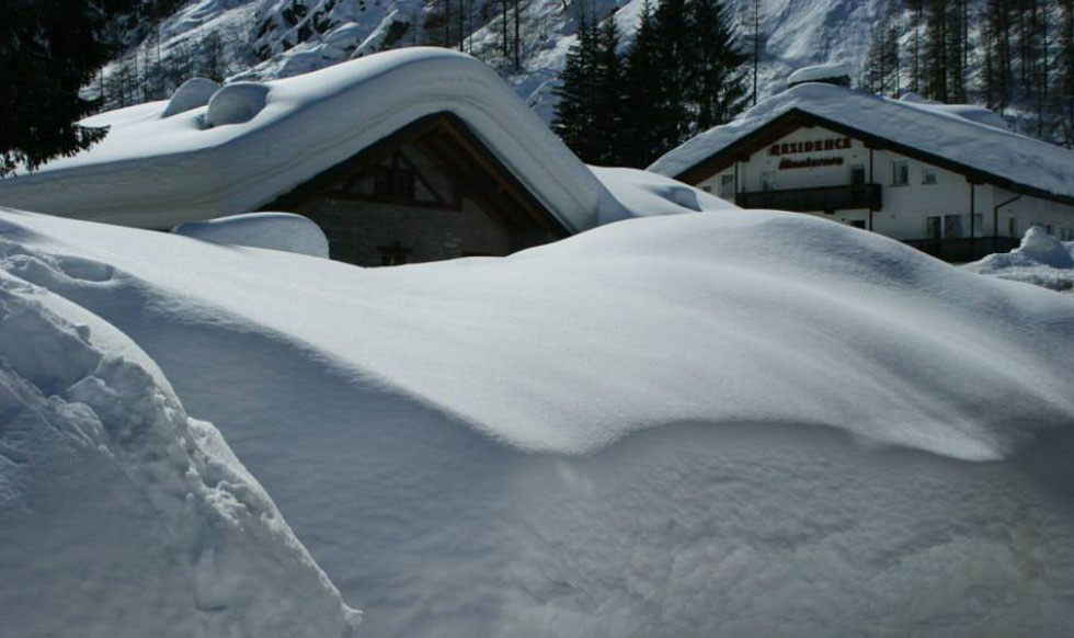 Καλυμμένη από χιόνι η ΒΔ Ιταλία