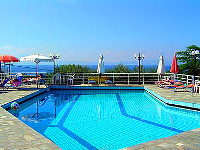 Οι βουτιές στην πισίνα δεν αποτελούν ασφαλή επιλογή