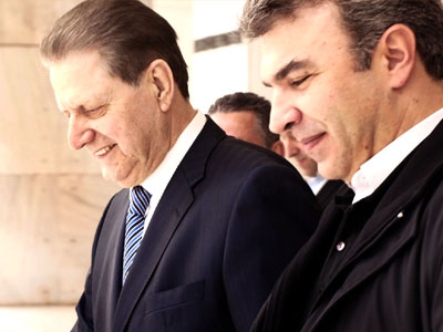 “Ένωση για την Πατρίδα και τον Λαό” θα λέγεται το νέο κόμμα του Πολύδωρα