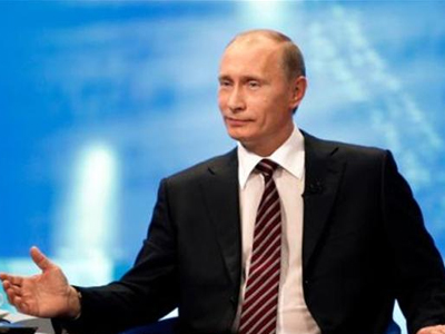 Τάζει… λαγούς με πετραχήλια