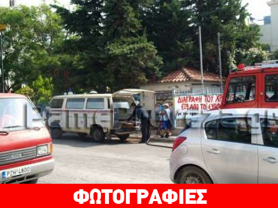 Ασθενοφόρο έπιασε φωτιά στο κέντρο της Πρέβεζας