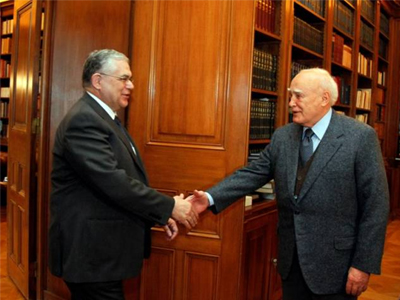 Παπαδήμος: «Ο ελληνικός λαός έκανε τις επιλογές του»