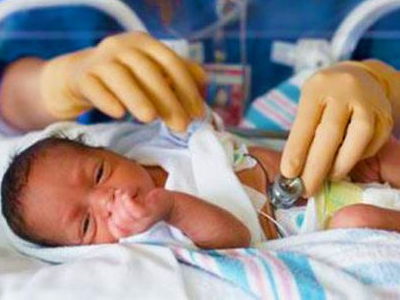 Γονιμότητα: Τι συμβαίνει στα εξαιρετικά πρόωρα μωρά όταν φύγουν από τη μονάδα νεογνών;