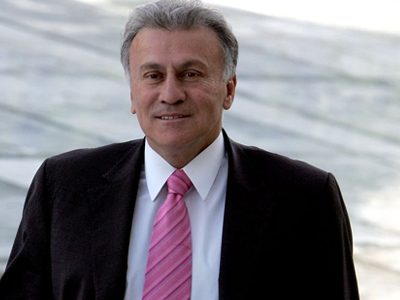 To αδέλφι… ο Ψωμιάδης