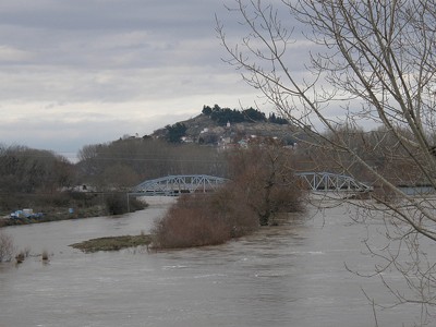 Στα όρια συναγερμού η στάθμη του Άρδα