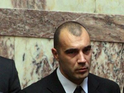 Βόλος: Στους δρόμους για το όπλο του βουλευτή της Χ.Α.