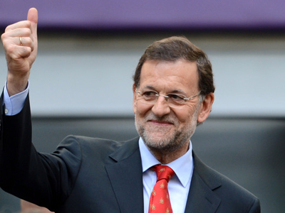 Νέα μέτρα μείωσης του ελλείμματος εξήγγειλε ο Ραχόι