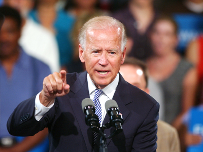 Ο Τζ. Μπάιντεν στην κηδεία του αστυνομικού στην Ν. Υόρκη