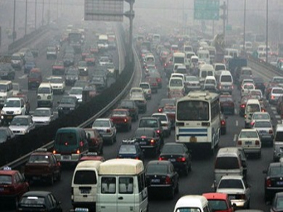 Η ρύπανση του αέρα αυξάνει τον κίνδυνο γέννησης παιδιών με αυτισμό