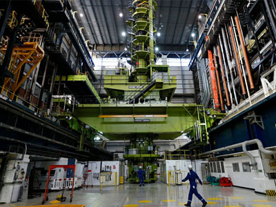 Βρετανία: Επανεξετάζει τη συμφωνία με τη ρωσική Rosatom