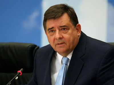 Καρατζαφέρης: «Αλλαγή πολιτικής, όχι εκλογές»