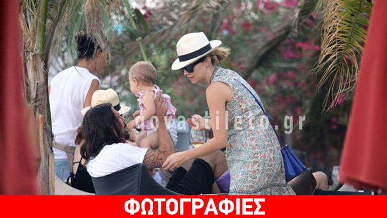 Με πατερίτσες στη Μύκονο και σύσσωμη την οικογένειά του ο διάσημος τραγουδιστής Dave Grohl