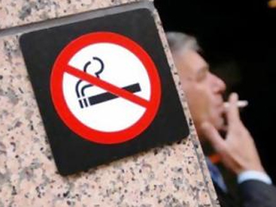 Ρωσία: Τέλος το κάπνισμα στους δημόσιους χώρους