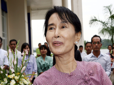 Ξεκινά την περιοδεία της στην Ευρώπη