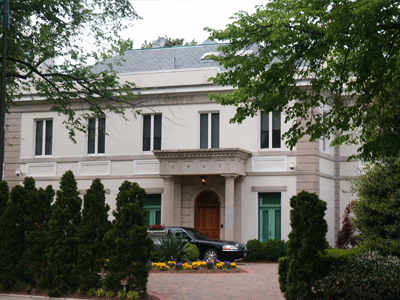 Η Σαουδική Αραβία καλεί τους υπηκόους της να εγκαταλείψουν το Λίβανο