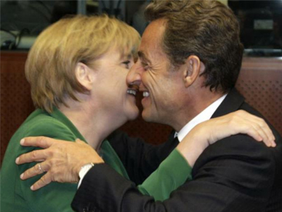 Σαρκοζί: «Η Άνγκελα δεν είναι άσχημη, αλλά τα ρούχα που φοράει…».