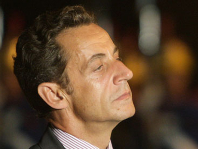 Σειρά μέτρων με δεξιό προσανατολισμό ανακοίνωσε ο Σαρκοζί