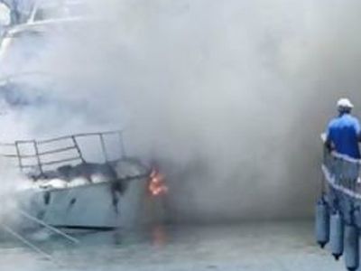 Χανιά: Φωτιά σε σκάφος – Ένας τραυματίας Χανιά: Φωτιά σε σκάφος – Ένας τραυματίας