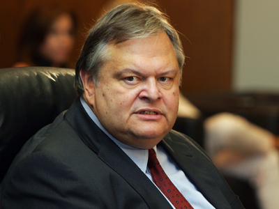 «Ριζοσπαστική εφαρμογή των θεσμών οι χειρισμοί για τη Χ.Α.»