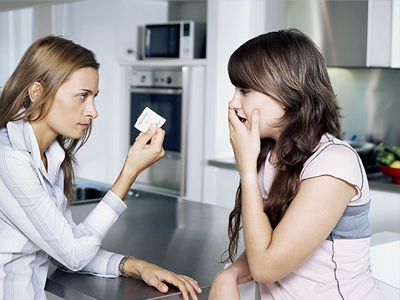 SEXUALITY: Εφηβεία: Όταν η συζήτηση για το σεξ καθυστερεί