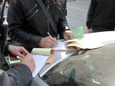 Βεβαιώθηκαν 336 παραβάσεις παράνομης στάθμευσης