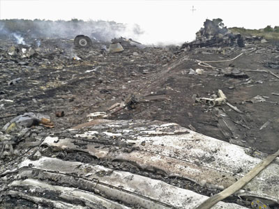 Ουκρανία: Ξεκίνησε η μεταφοράς των συντριμμιών του ΜΗ17 της Malaysia Airlines