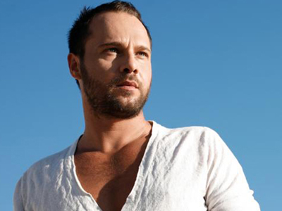 O Μέμος Μπεγνής πάει Hollywood