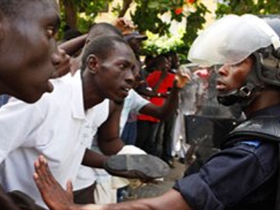 Σενεγάλη: Νεκρός διαδηλωτής σε συγκρούσεις με την αστυνομία