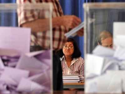 Σερβία: Μικρή η προσέλευση στις κάλπες