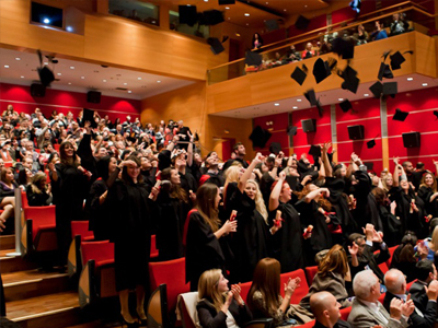 Τελετή αποφοίτησης στο Μητροπολιτικό Κολέγιο