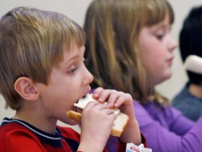 Λάρισα: Δωρεάν γεύματα σε μαθητές