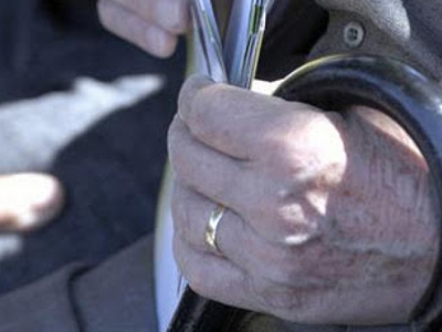 Πάτρα: Εξαπάτησαν ηλικιωμένο και του άρπαξαν 2.500 ευρώ