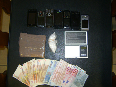 Συνελήφθησαν για εμπορία ναρκωτικών