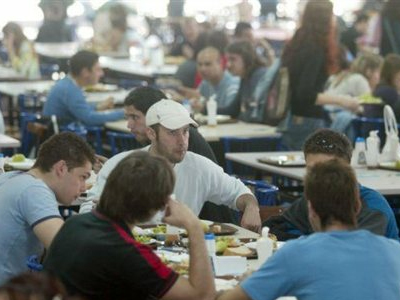 Ηγουμενίτσα: Άφησαν τους σπουδαστές χωρίς φαγητό!