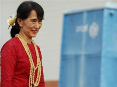 Χωρίς το κόμμα της Σούου Κιι η πρώτη σύνοδος του Κοινοβουλίου