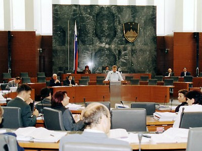 Σλοβενία: Εγκρίθηκε ο «χρυσός κανόνας»