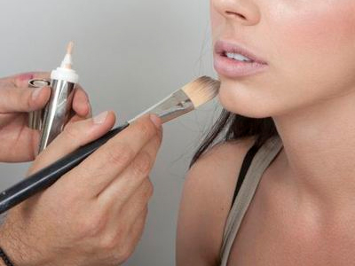 Όταν τα χείλη σου λεπταίνουν