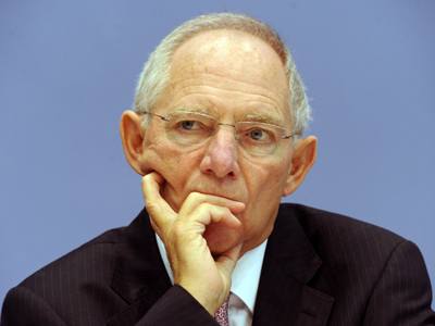 Σόιμπλε: «Η Πορτογαλία πρέπει να συναινέσει σε νέες δημοσιονομικές περικοπές»