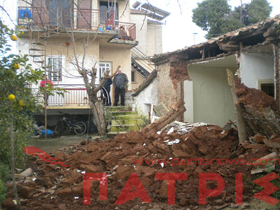Αμαλιάδα: Σπίτι κατέρρευσε σαν… χάρτινος πύργος