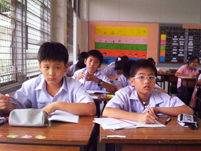 Μπανγκόκ: Νέοι κανονισμοί για το κούρεμα των μαθητών