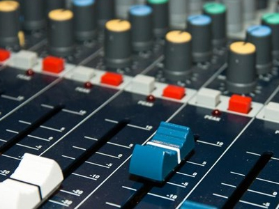 Στάση εργασίας στα δημόσια μέσα ενημέρωσης