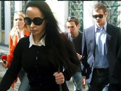 Τι αναφέρει στην αίτηση αποφυλάκισής της η Β. Σταμάτη