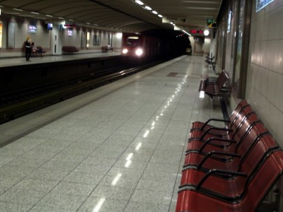 Ανοιχτοί οι σταθμοί του Μετρό