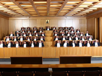 ΣτΕ: Απόρριψη αιτήματος δημάρχου και αντιδημάρχων Μυκόνου για αναστολή αργίας