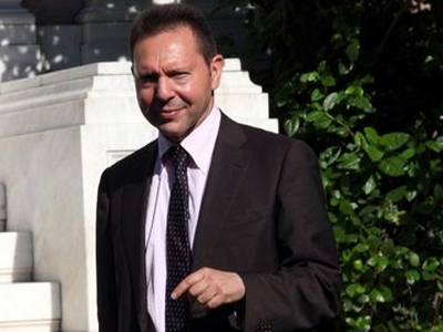 Αδιάβαστος ο Στουρνάρας