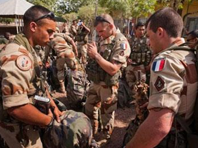 «Θα αυξηθούν οι Γάλλοι στρατιώτες στο Μάλι»