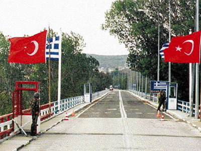 Έκρυψε μετανάστη στις αποσκευές του!