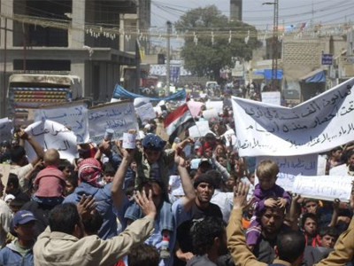 Συρία: Ενέδρα ανταρτών με δεκαπέντε νεκρούς στρατιωτικούς