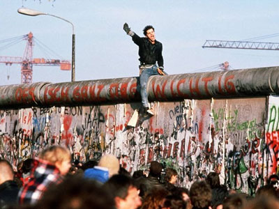 Στα δύο τρισ. ευρώ το κόστος της γερμανικής επανένωσης