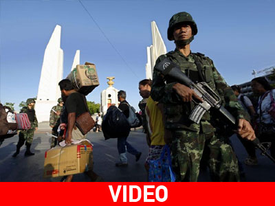 Ταϊλάνδη: Απαγόρευση εξόδου σε 155 πολιτικούς και ακτιβιστές